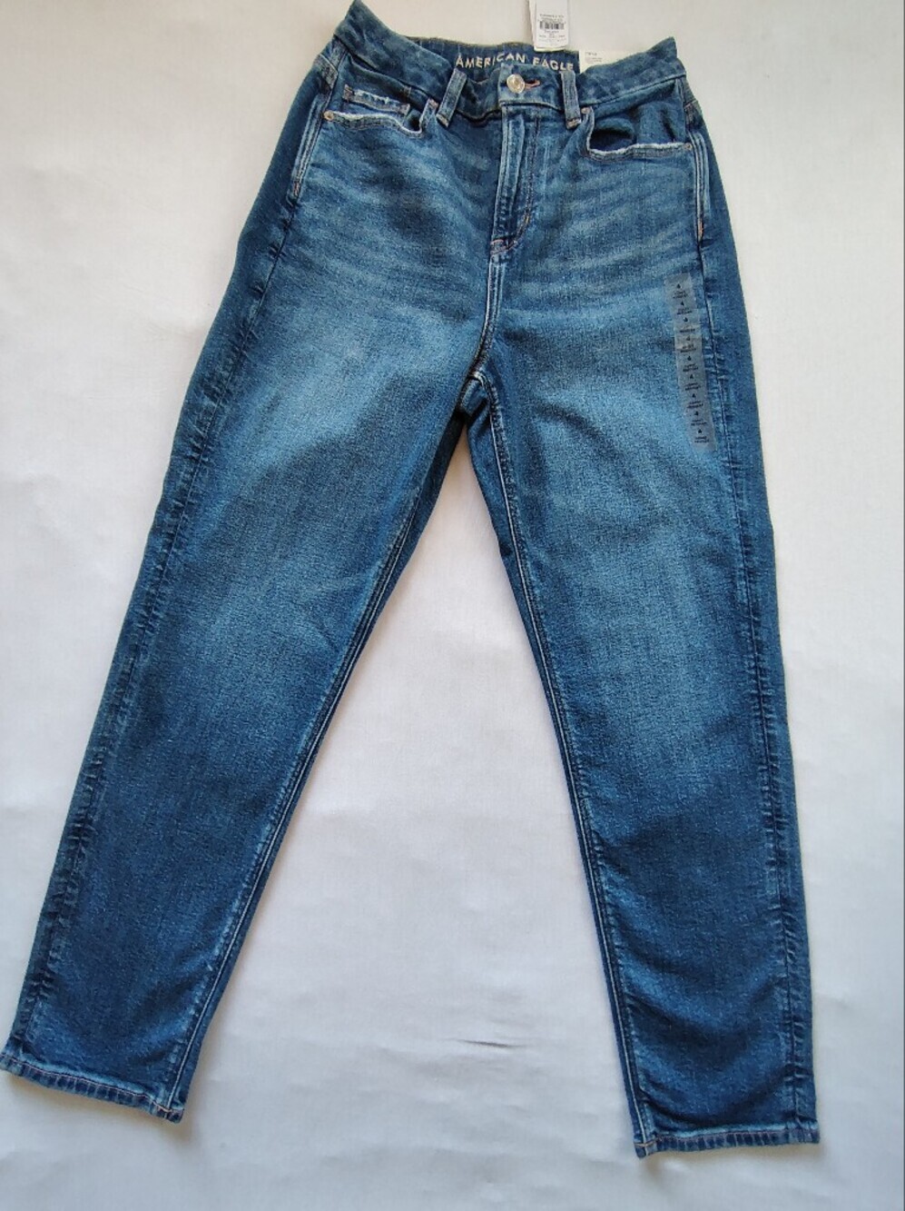 American Eagle Outfitters Blue High-Rise Mom Jeans Size 4